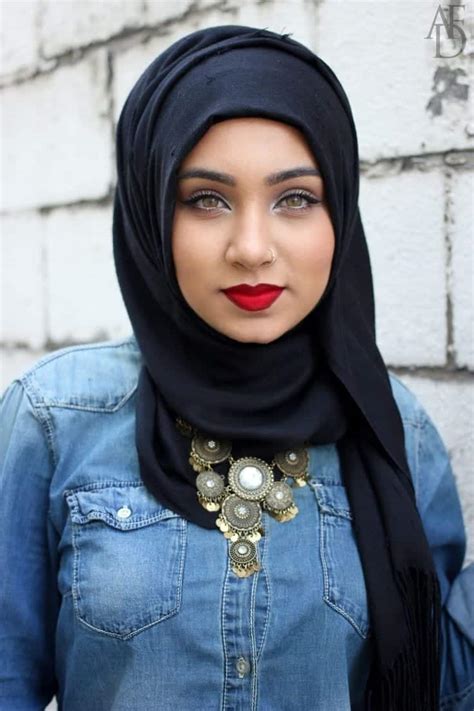 girl with a hijab on